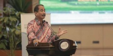 Pemerintah Targetkan Capai 15 Juta Wisman di 2017