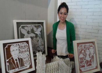 Dewi Kocu : Membuat Keindahan Dari Bahan Sederhana