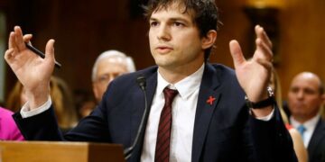 Ashton Kutcher : Eksploitasi Seksual Anak Dilawan Dengan Teknologi