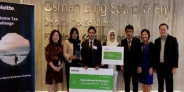 Mahasiswa UGM Juara Deloitte Tax Challenge (DTC) 2017 Singapura.