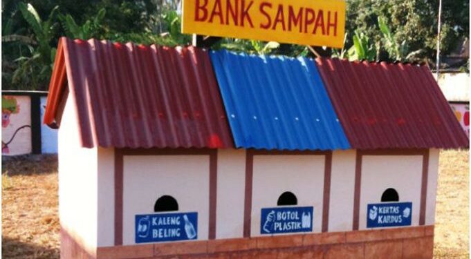 Sinergi Lembaga Pemerintah Berdayaan Bank Sampah
