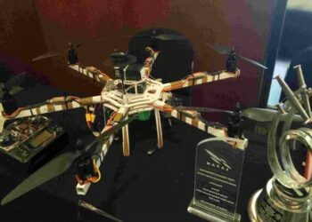 Tim Mahasiswa Tehnik UI Buat Drone AR Pendeteksi Tanaman