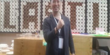Kevin Kumala : Terpanggil Untuk Melestarikan Alam Dengan Bioplastik