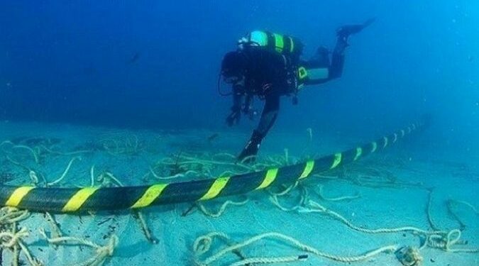Indosat dan Konsorsium Indigo Bangun Jaringan Kabel Bawah Laut