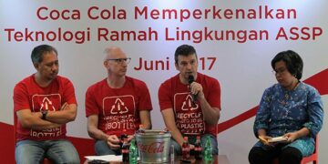 Coca Cola Komit Kurangi Limbah Plastik