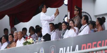 Presiden Jokowi Masuk 10 besar Pemimpin Terpopuler di Twitter