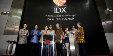 Oke Oce Stock Center Wadah Edukasi Pasar Modal dari Sandiaga Uno