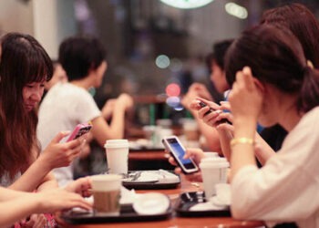 Ini Mikro Momen Pengguna Smartphone di Indonesia Versi Google