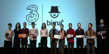 Tri  Terjun ke e-Commerce Lewat &Co