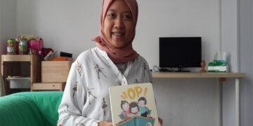 Devi Raissa Rahmawati : Melalui Buku Bangun Komunikasi Antara Orang Tua dan Anak