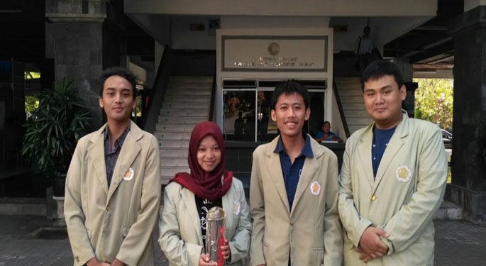 Lampu Anti Boros Dari Kaleng Bekas