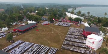 Upacara Peringatan 72 Tahun Kemerdekaan RI Telkom dan Krakatau Steel Tegaskan Komitmen BUMN Hadir untuk Negeri di Provinsi Banten