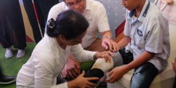 Gelar Telkom Disability Care – Charity Golf Tournament Telkom Serahkan Alat Bantu Bagi 5.200 Difabel