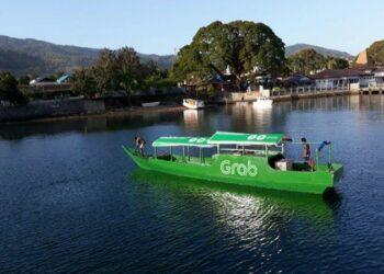 Grab Donasikan Perahu Bagi Guru di NTT