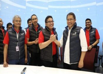 Kunjungan Menteri Kominfo ke Crisis Center Service Recovery Satelit Telkom 1  66% Layanan ATM Perbankan Telah Pulih