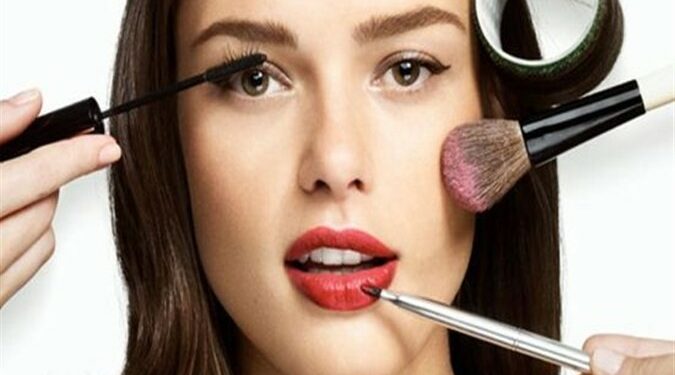 makeup artist