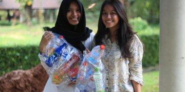 Aksi UI Peduli Hijau: Selamat Tinggal Botol Plastik