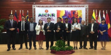 Mahasiswi UI Menang Debat HAM ASEAN