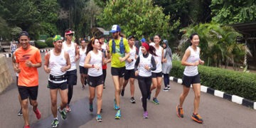 Side by Side Run: Coaching Klinik Michael Wardian Dengan Komunitas Pelari di Indonesia