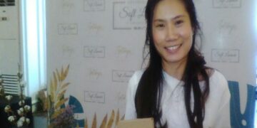 Kartika Puspasari : Meraup Sukses dari Bisnis Merangkai Bunga Kering