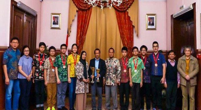 Pelajar DKI Raih Penghargaan Olimpiade di Moskow