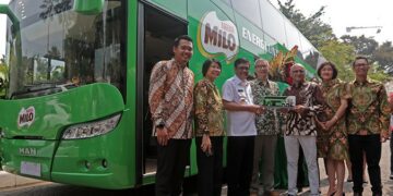 Nestle Beri Bus Tingkat Pariwisata Untuk TransJakarta