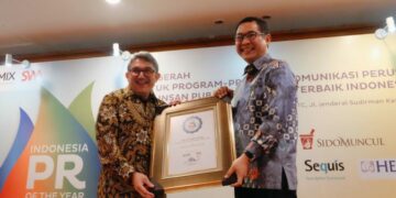 Direktur Utama Telkom Dinobatkan sebagai Spoke Person of the Year 2017