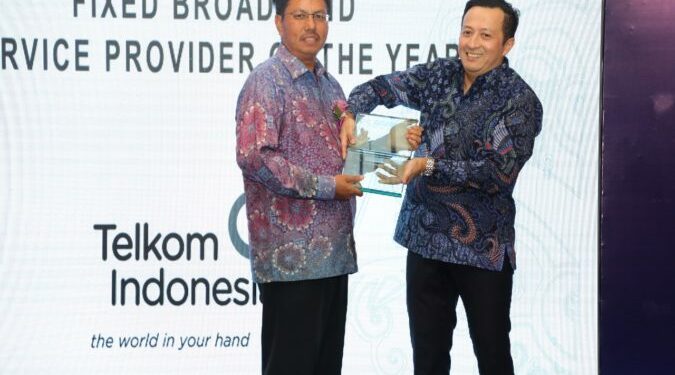 TelkomGroup Raih Enam Penghargaan  pada Ajang Frost & Sullivan Indonesia Excellence Award 2017