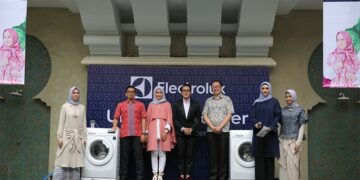 Mesin Cuci Ini Beri Solusi Bagi Pemakai Hijab & Batik