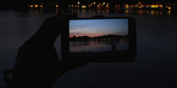 Agar Foto di Malam Hari dengan Smartphone Jadi Bagus