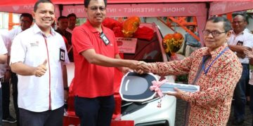 Penyerahan Hadiah IndiHome Specta Grand Prize