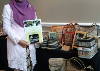 Briane Novianti Syukmita : Ubah Limbah Kertas Jadi Kerajinan Berbasis Lingkungan