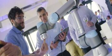 Universal Robots Luncurkan Cobot Canggih e-Series