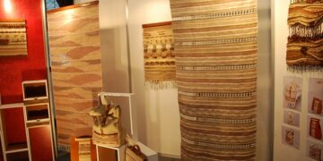 Alluciera, Ornamen Dinding Cantik dari Limbah Eceng Gondok