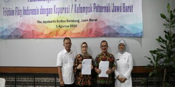 Frisian Flag Indonesia Perkuat Kemitraan Dengan Peternak Sapi Perah Lokal di Indonesia