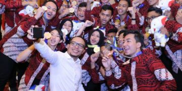 Kemnaker Beri Penghargaan Pada Peraih Medali ASC