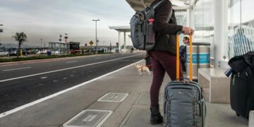 5 Tips Menjaga Kebersihan Ransel dan Koper Bagi Para Traveler