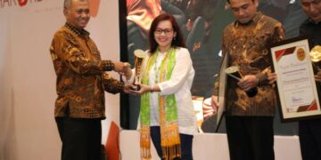 Hari Antikorupsi Sedunia 2018  Telkom Raih Penghargaan LHKPN dan Sistem Pengendalian Gratifikasi Terbaik