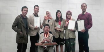 Sepatu Buatan Mahasiswa UGM Juara Di Seoul