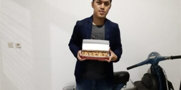 Bomas Adi Permadi : Sukses Modifikasi Brownies Jadi Kelas Premium