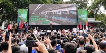 Rute, Fitur Baru Grab Yang Terhubung dengan Transportasi Umum