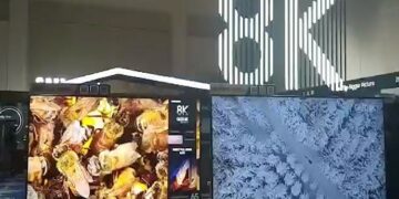 Samsung Hadirkan Televisi Resolusi 8K di Indonesia