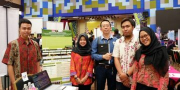 Energi Listrik dari Gulma Air Kiambang