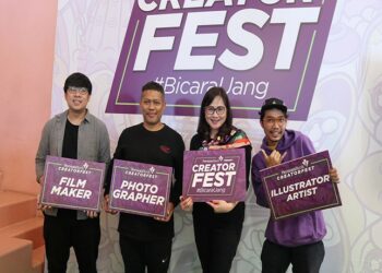 Ekspresikan Makna Uang Lewat Karya Seni