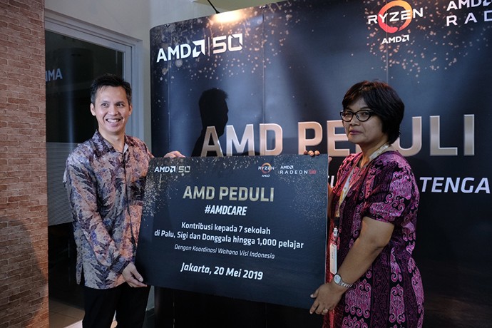 AMD Peduli, Donasikan Perangkat Teknologi Untuk Sekolah di Sulteng 1