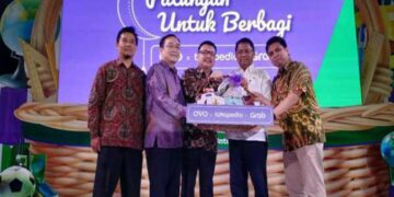 Kolaborasi OVO, Tokopedia, dan Grab Galang Donasi Digital
