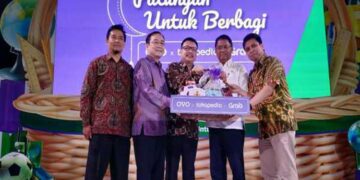 Kolaborasi OVO, Tokopedia, dan Grab Galang Donasi Digital