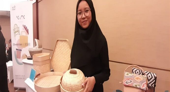 Mega Pitriani Puspita : Bawa Kerajinan Bambu Ke Pasar Global