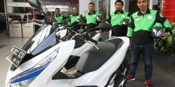GoRide Uji Coba Penggunaan Motor Listrik di Indonesia