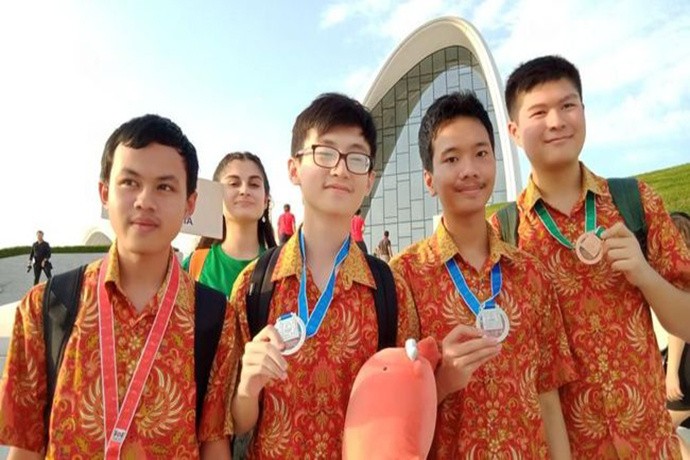 Pelajar Indonesia Raih 4 Medali di Olimpiade Informatika Internasional 1